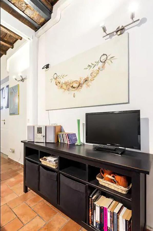 Vivi Trastevere - L'Appartamento โรม ภายนอก รูปภาพ